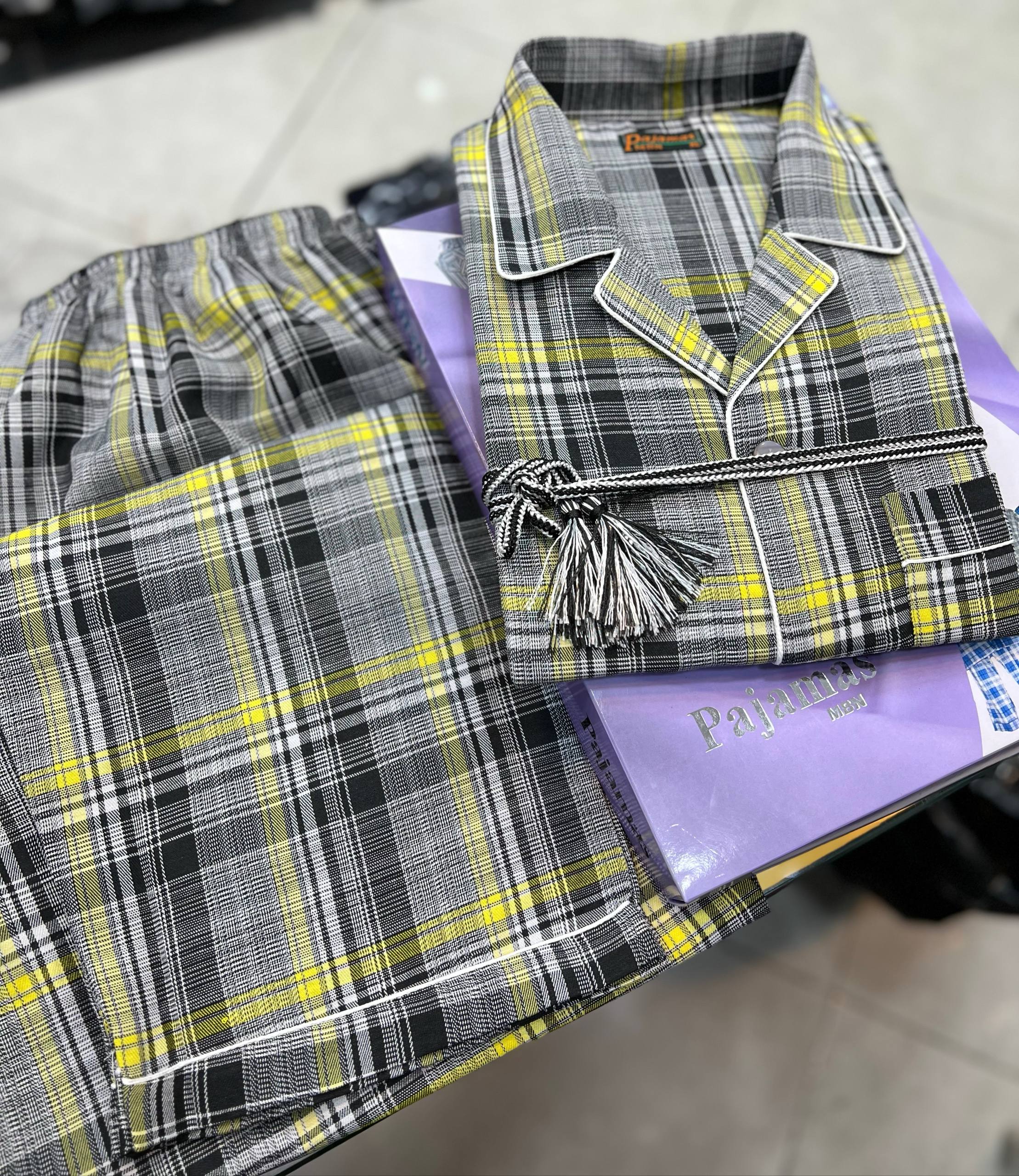 کت و پیژامه مردانه