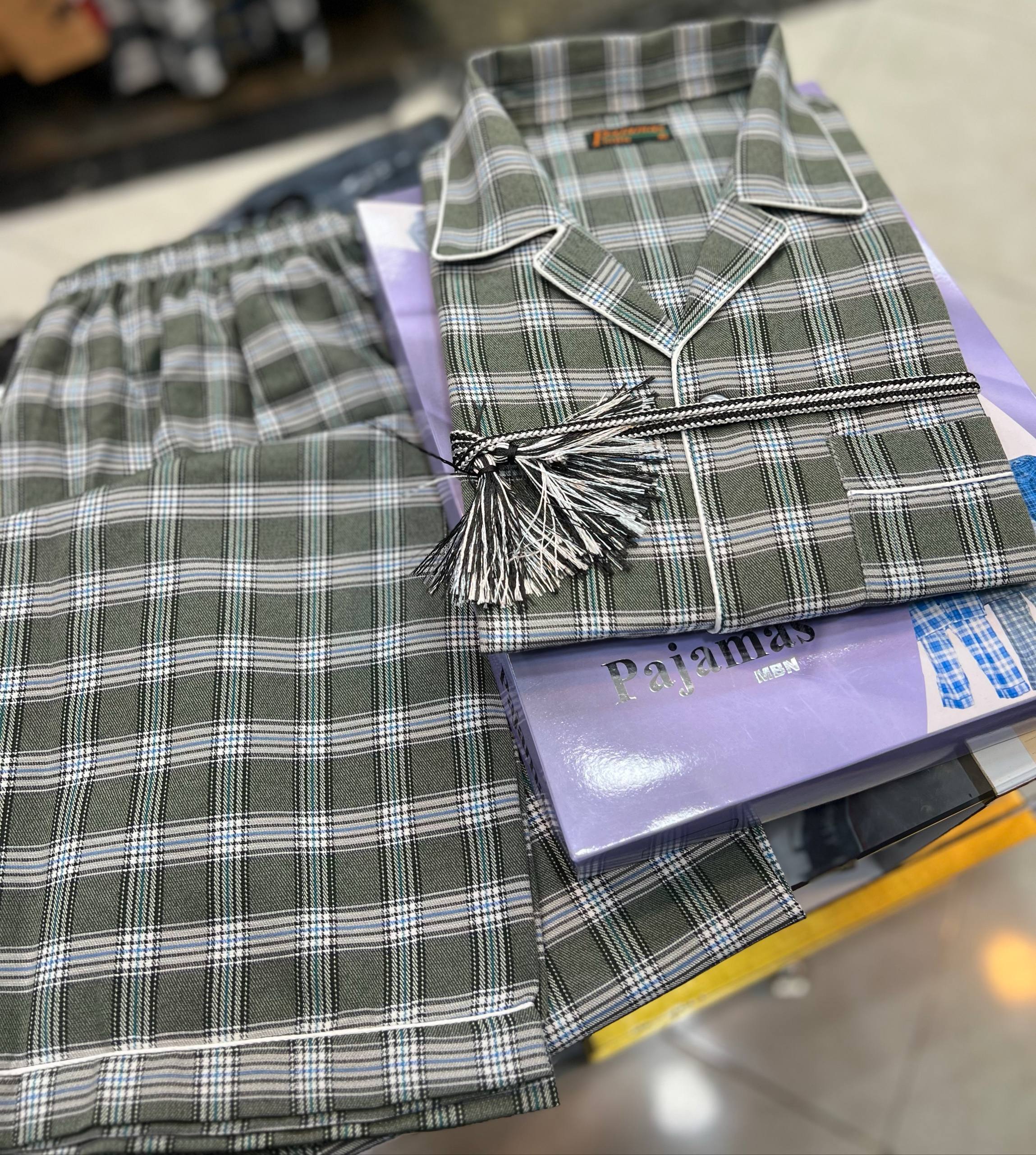 کت و پیژامه مردانه