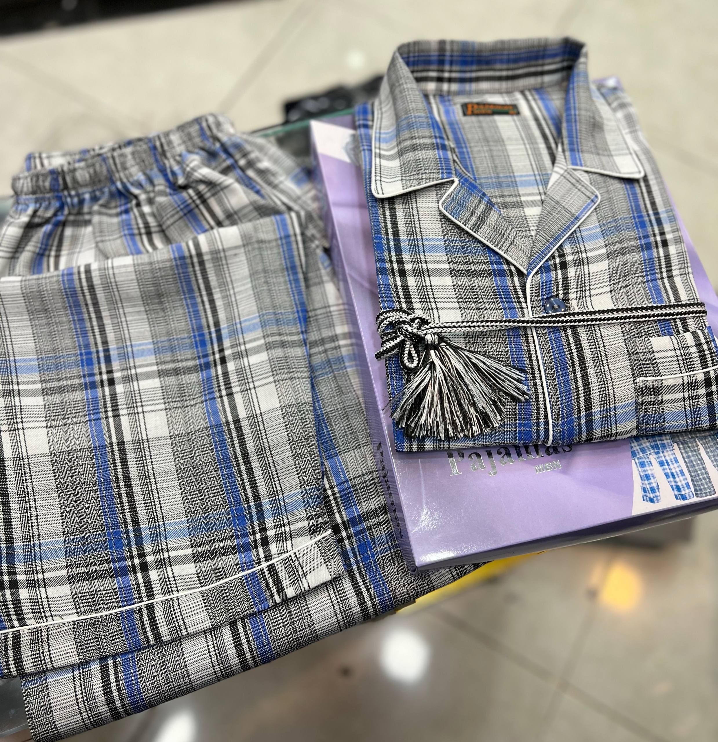 کت و پیژامه مردانه